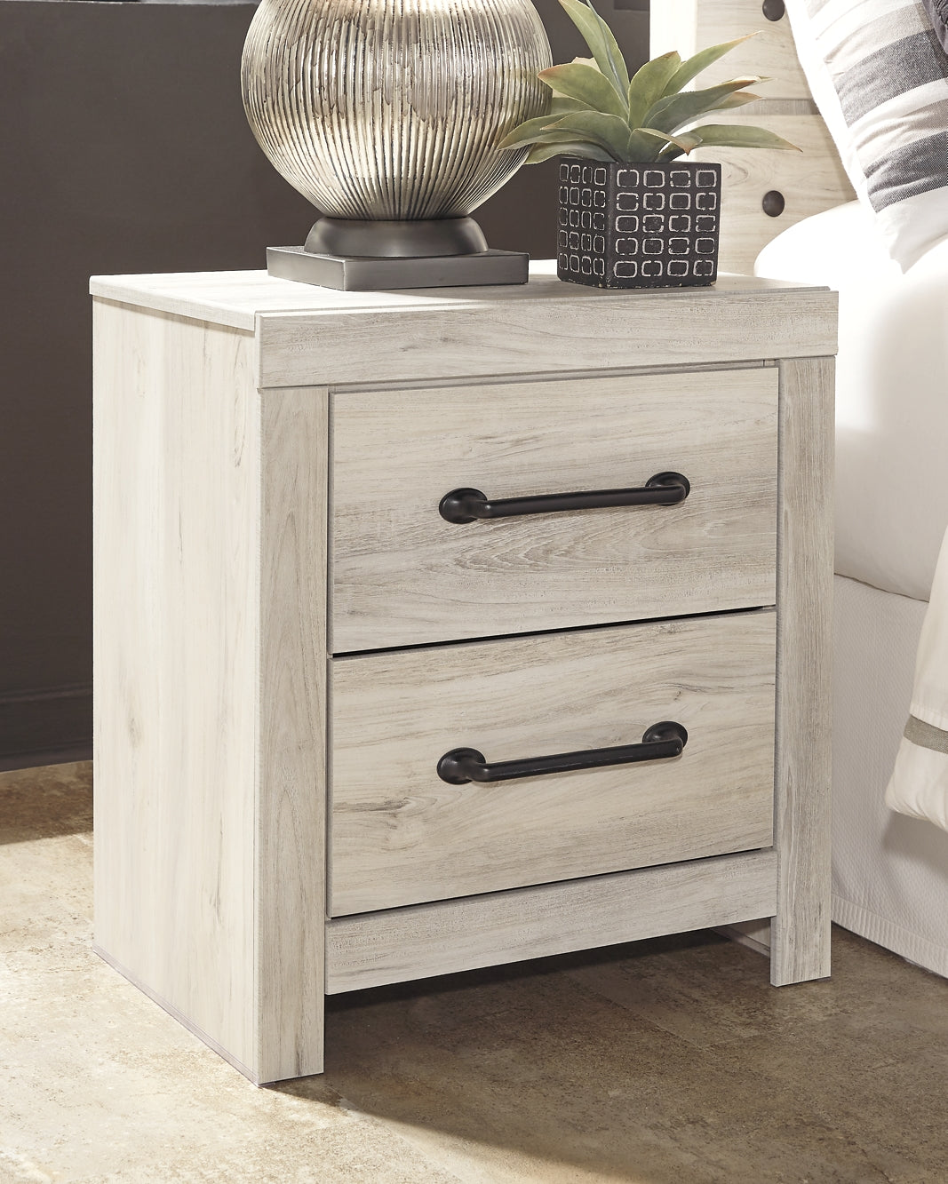 Cambeck Panel Bed With Mirrored Dresser And 2 Nightstands