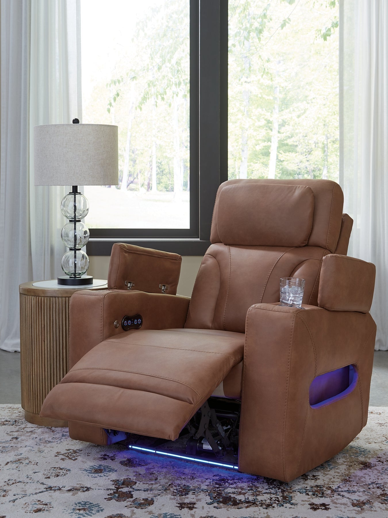 Point Clear PWR Recliner/ADJ Headrest