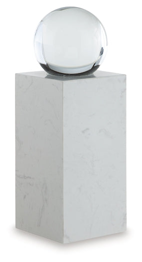 Ashley Express - Sellner Sculpture