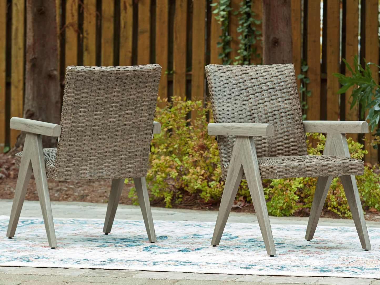 Carisbo Arm Chair (2/CN)