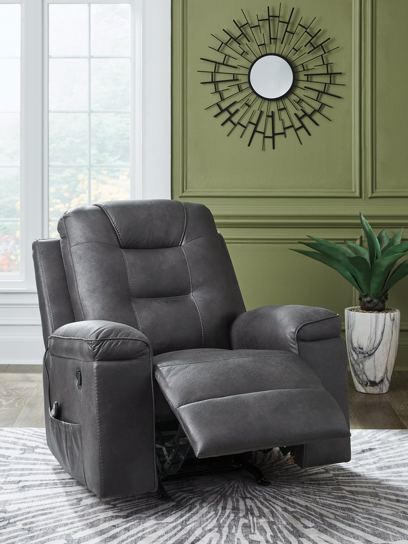 Windstade Rocker Recliner