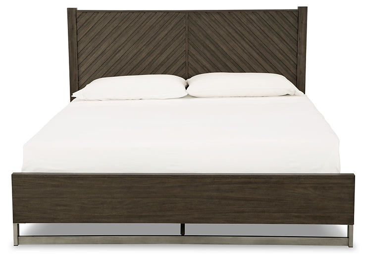 Arkenton California King Panel Bed with Mirrored Dresser, Chest and Nightstand