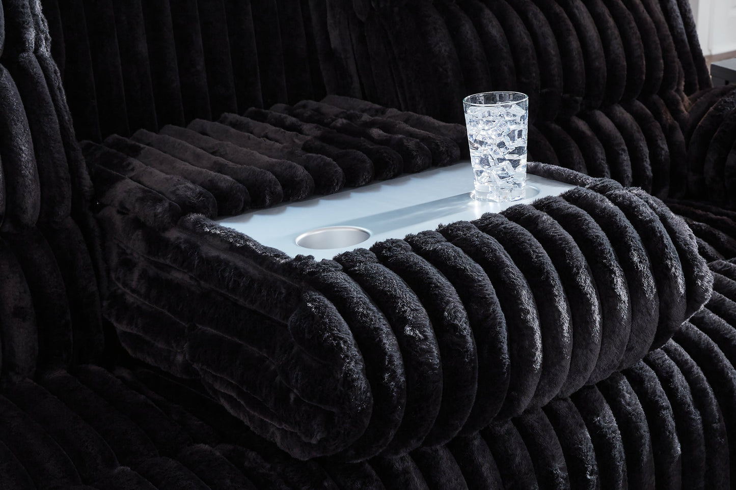 Technique REC PWR Sofa w/Drop Down Table