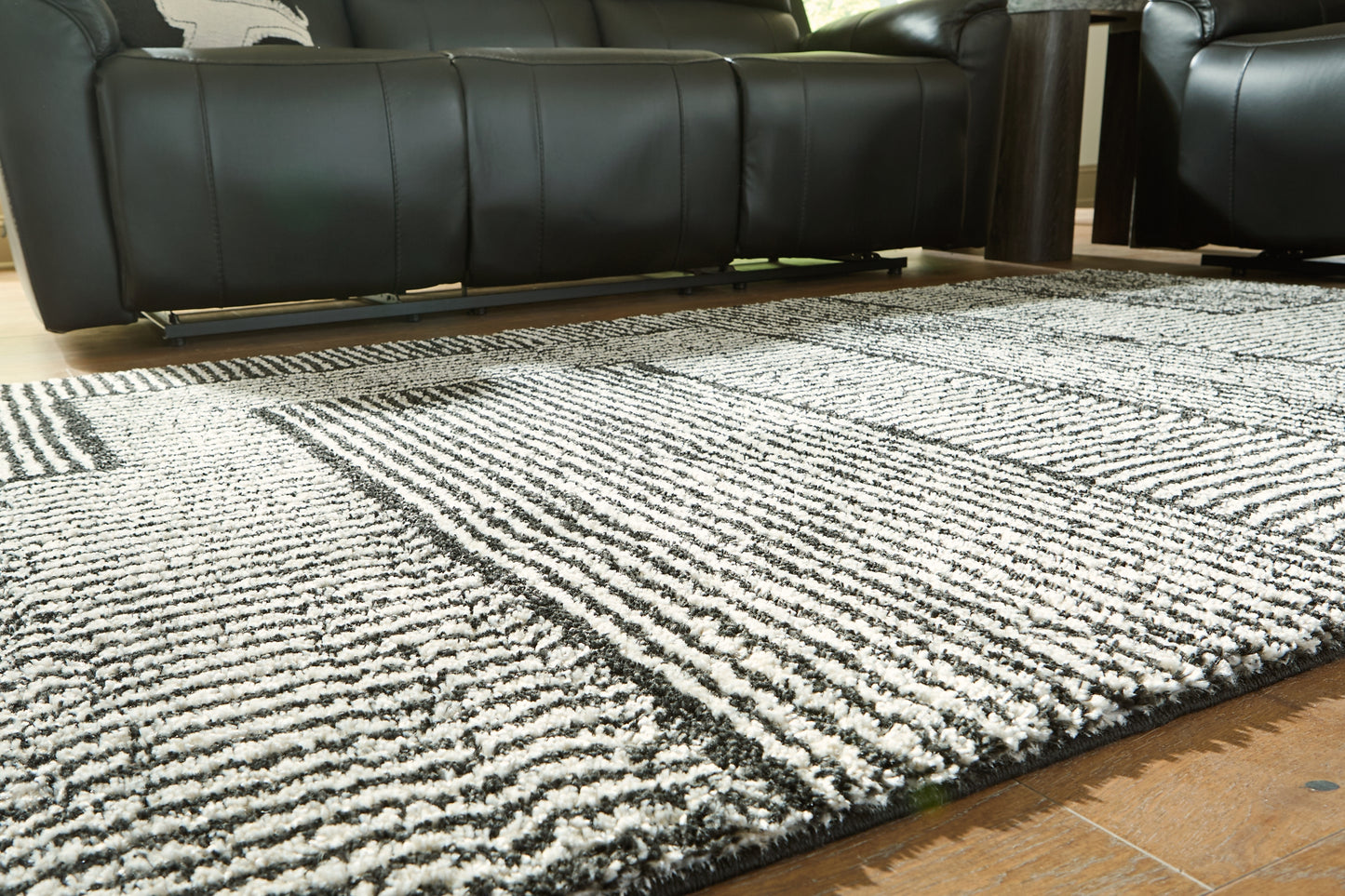Ashley Express - Kurtmen Medium Rug