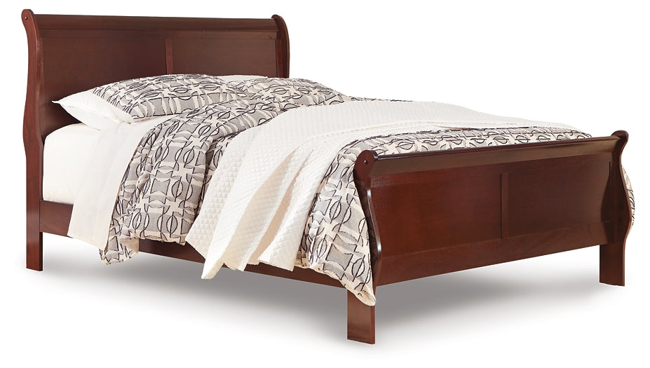Alisdair Sleigh Bed With Mirrored Dresser