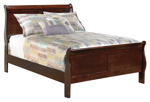 Alisdair Sleigh Bed With Mirrored Dresser