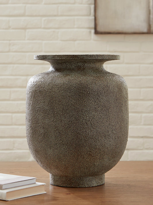 Ashley Express - Jedwick Vase
