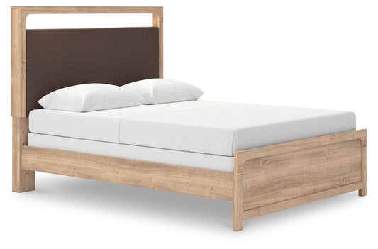 Hollymount Queen Upholstered Panel Bed