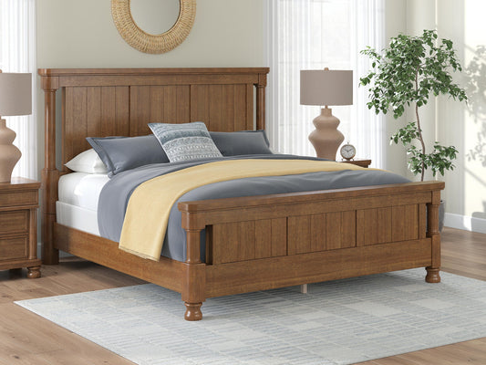 Chadworth King Poster Bed