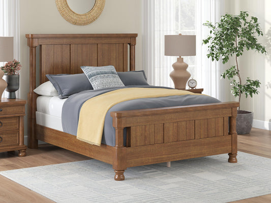Chadworth Queen Poster Bed