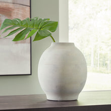 Load image into Gallery viewer, Ashley Express - Clayson Vase

