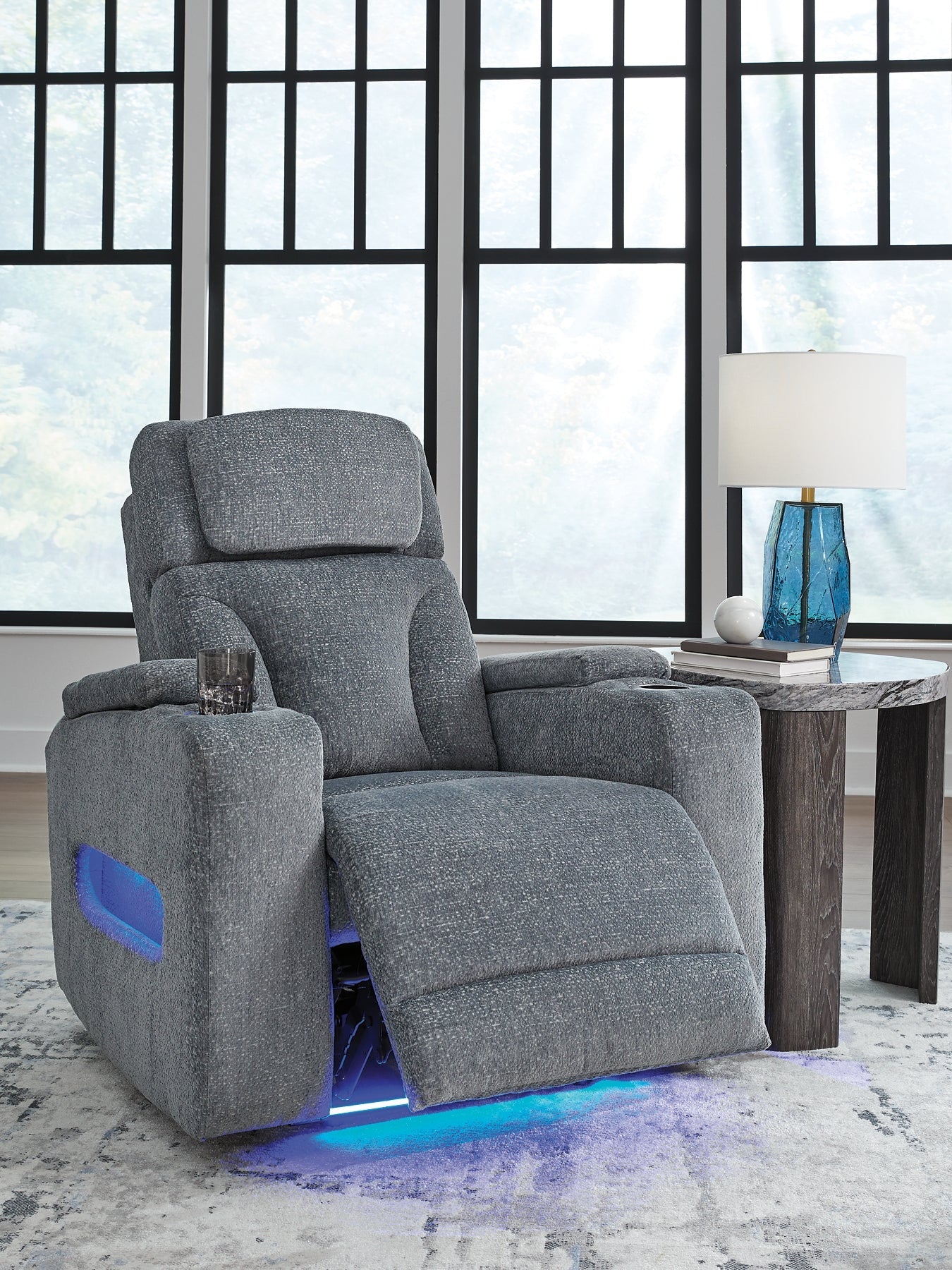 Forest Lake PWR Recliner/ADJ Headrest