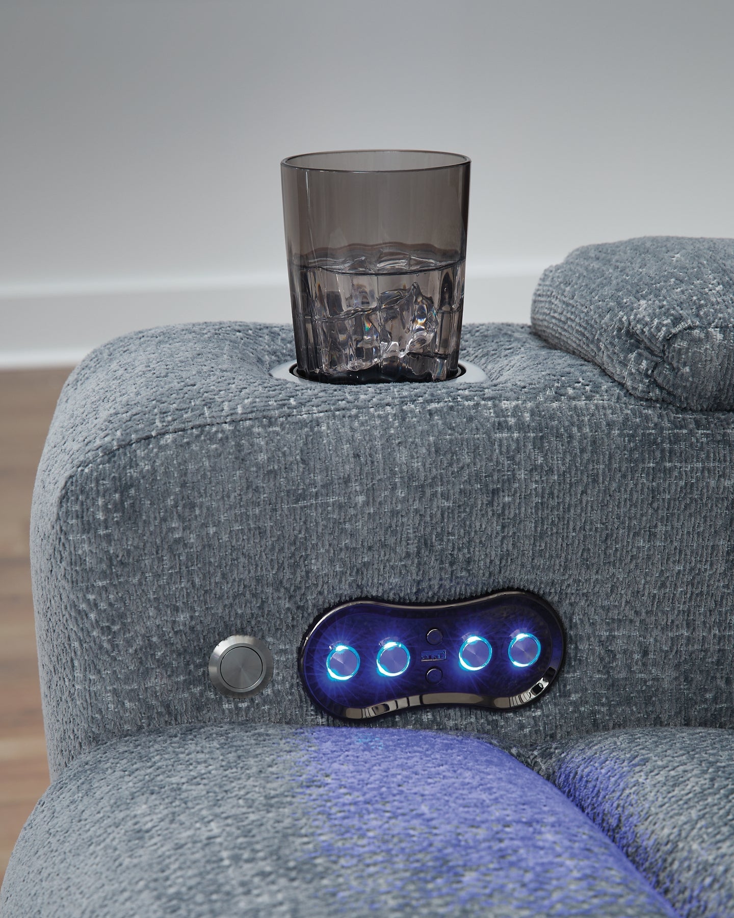 Forest Lake PWR REC Sofa with ADJ Headrest