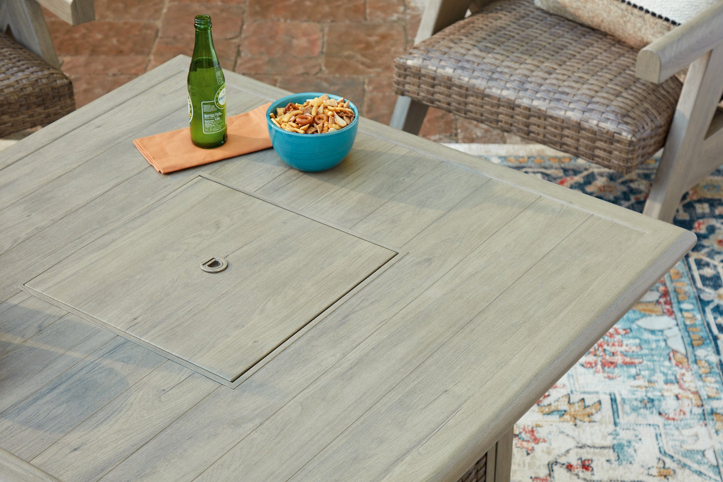 Carisbo Square Fire Pit Table