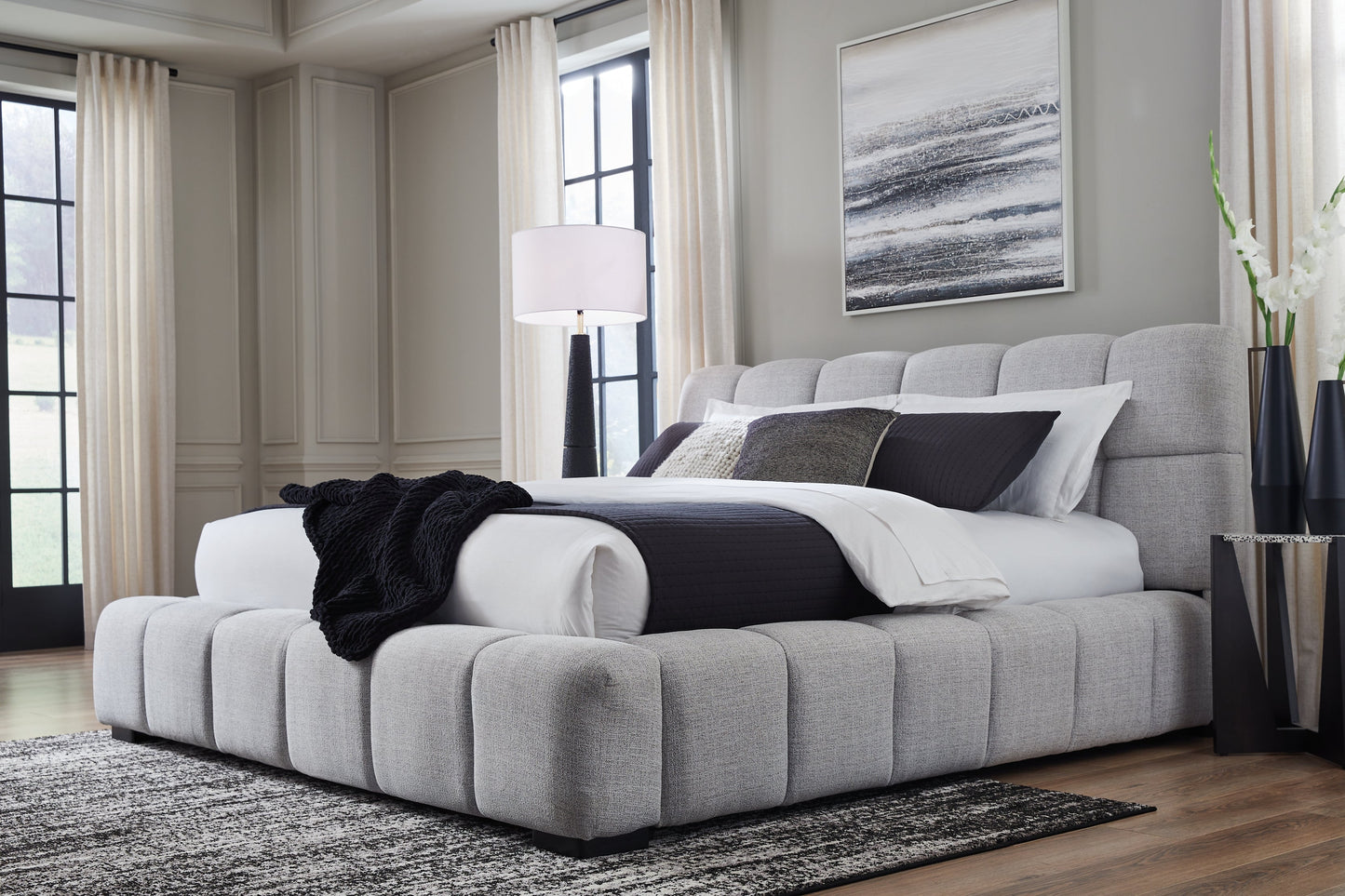 Jesstean  Upholstered Bed