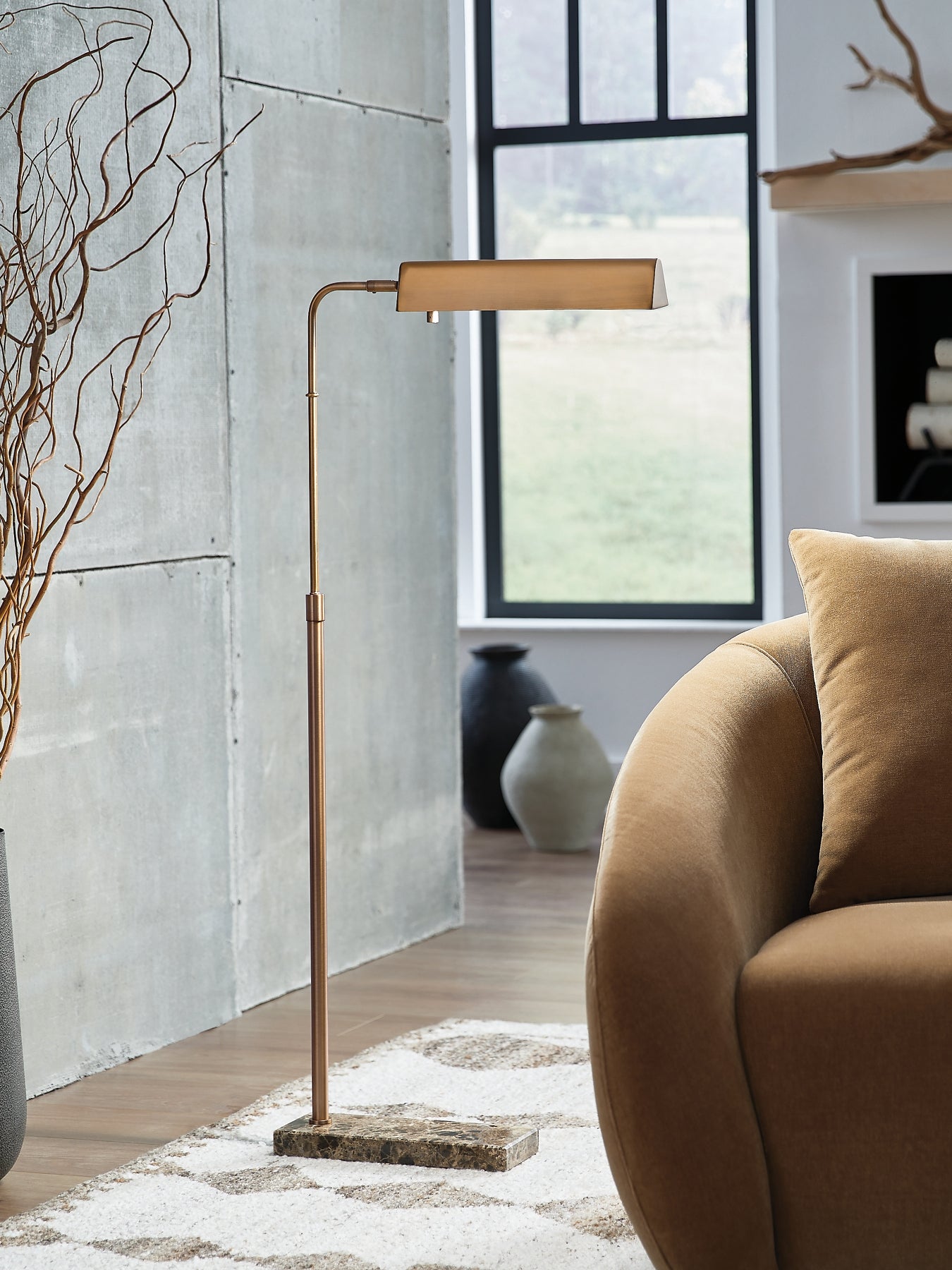 Ashley Express - Yafe Metal Floor Lamp (1/CN)