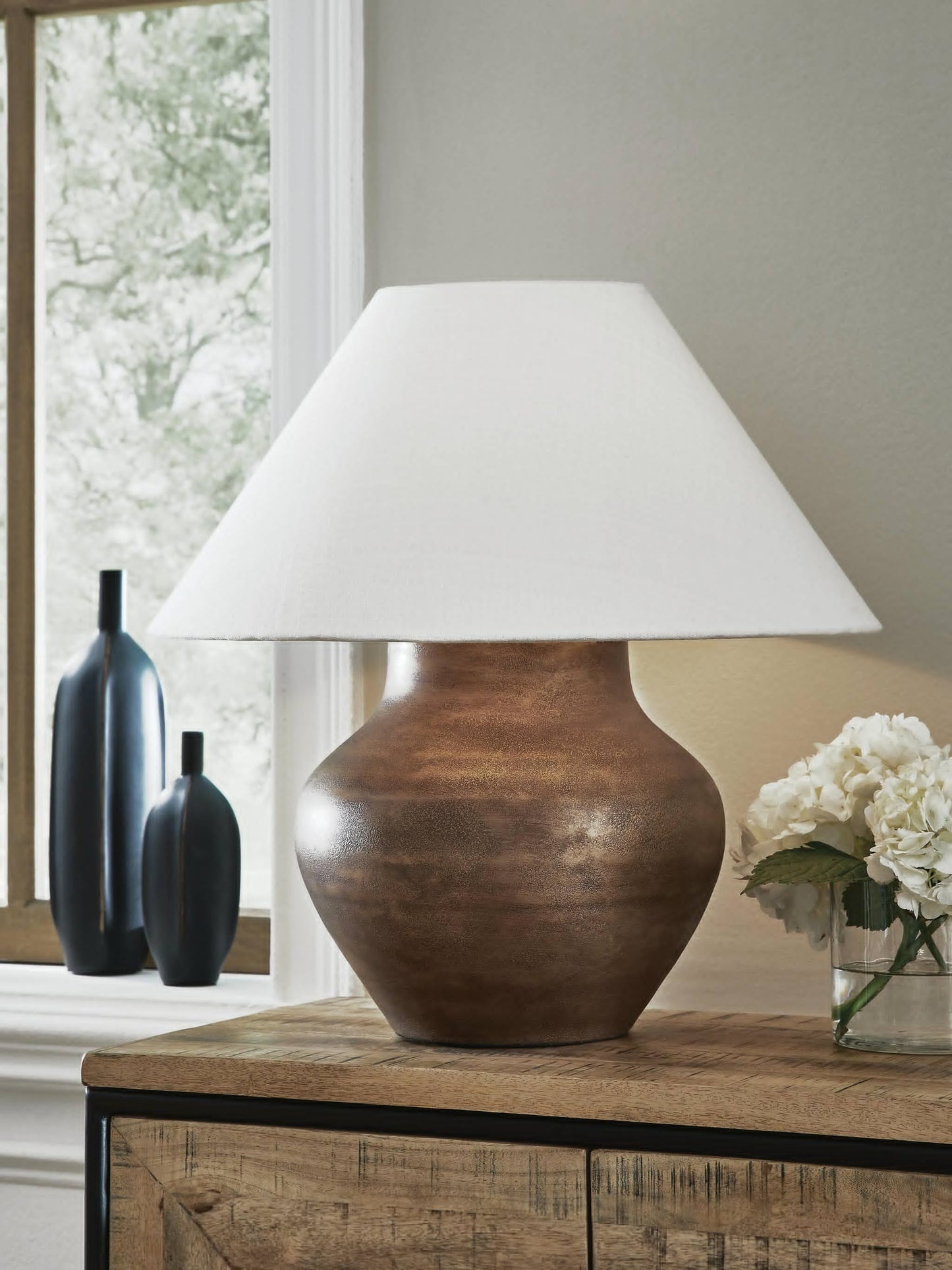 Ashley Express - Whitham Metal Table Lamp (1/CN)