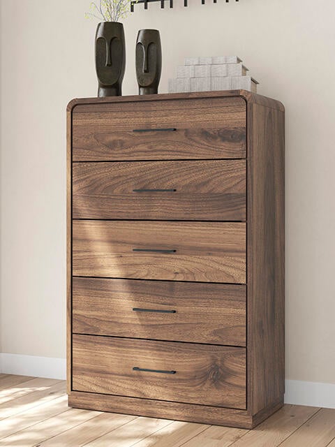 Hollinaze Five Drawer Chest