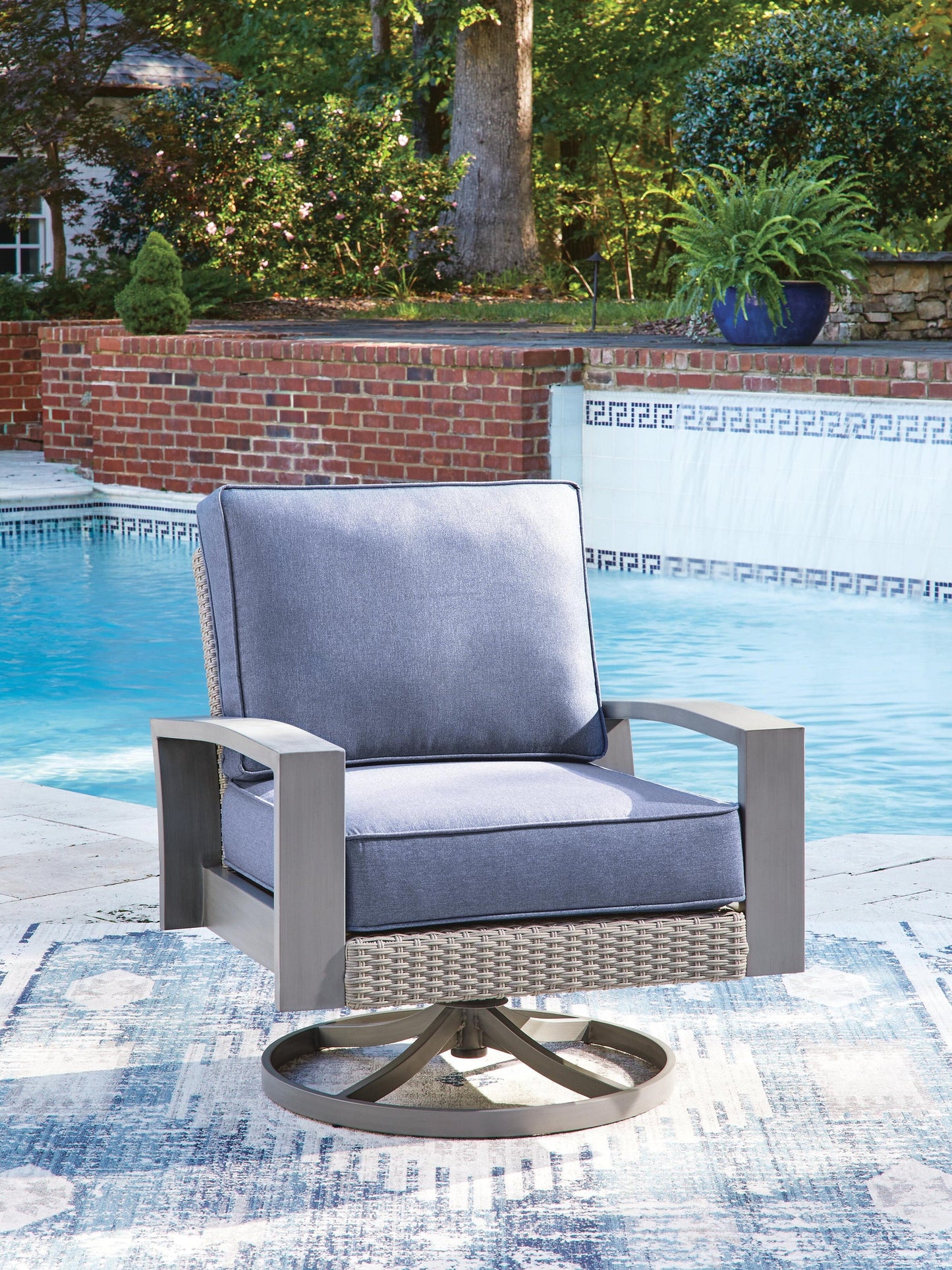 Ashley Express - Dillon Beach Swivel Lounge w/ Cushion