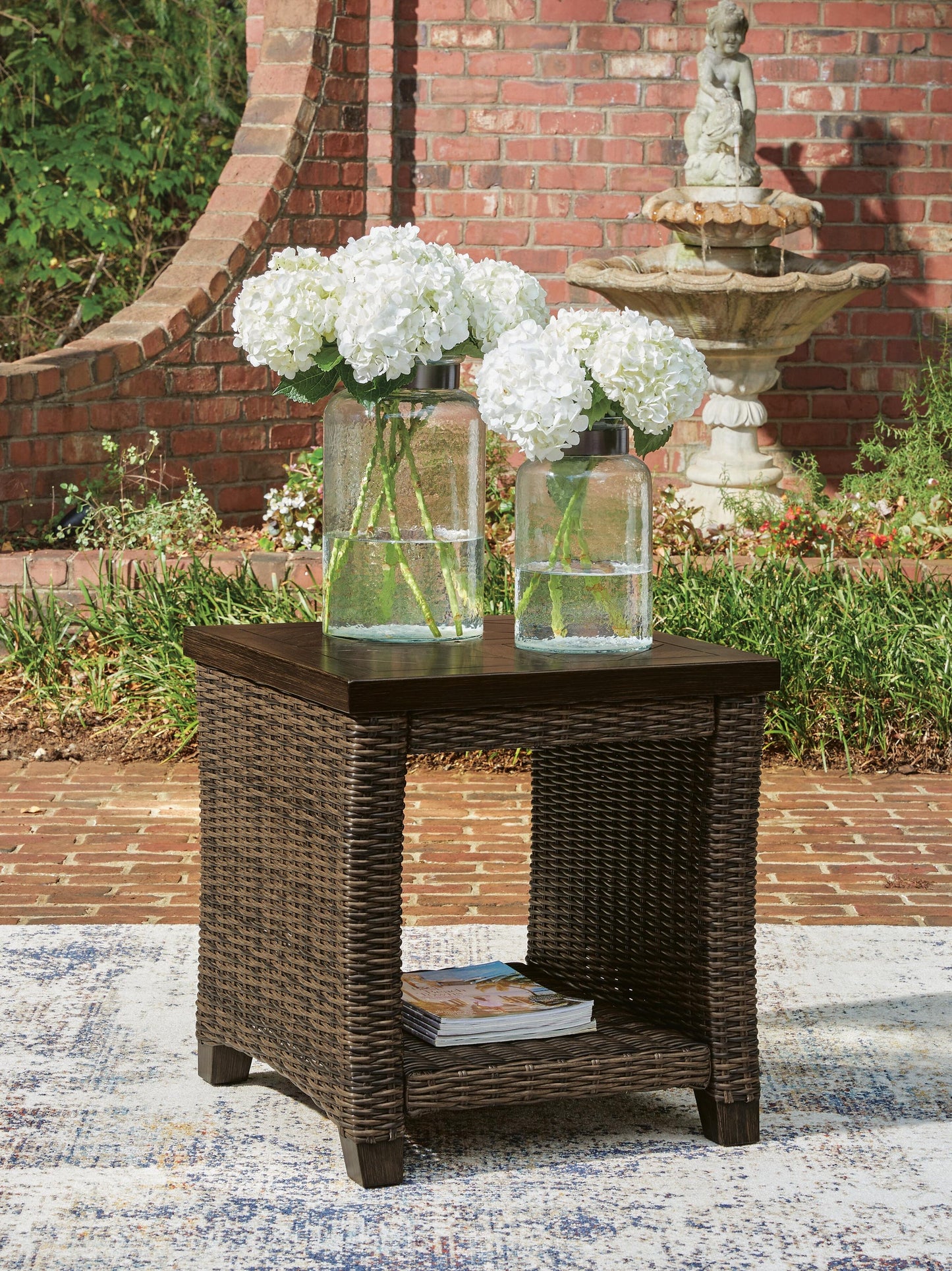 Ashley Express - Drakes Beach Square End Table