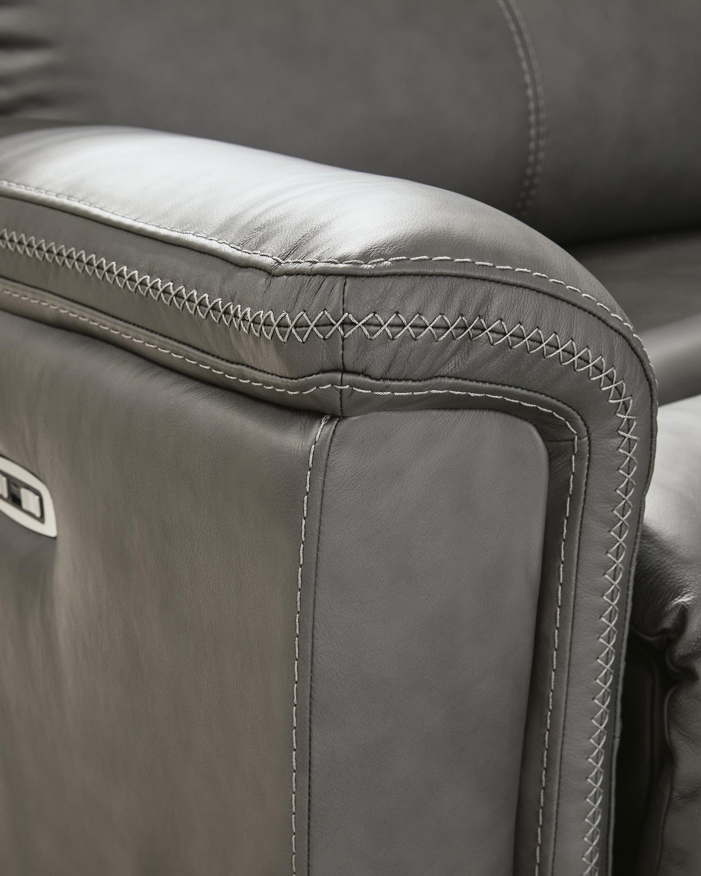Beryton 6-Piece Power Reclining Sectional