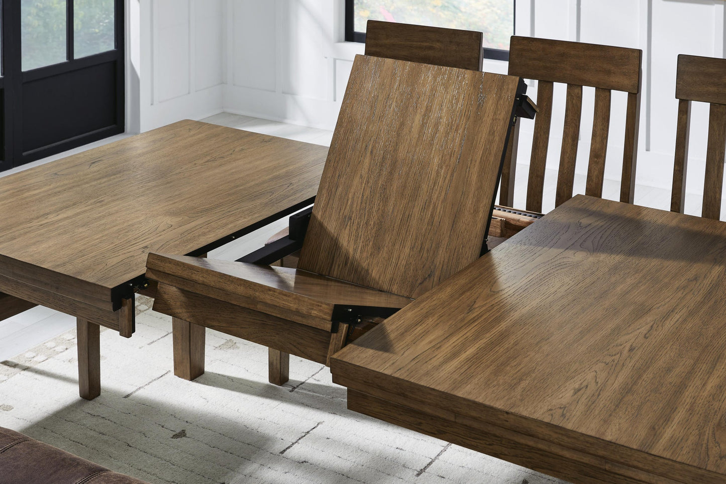 Broxtyn Dining Room Butterfly EXT TBL