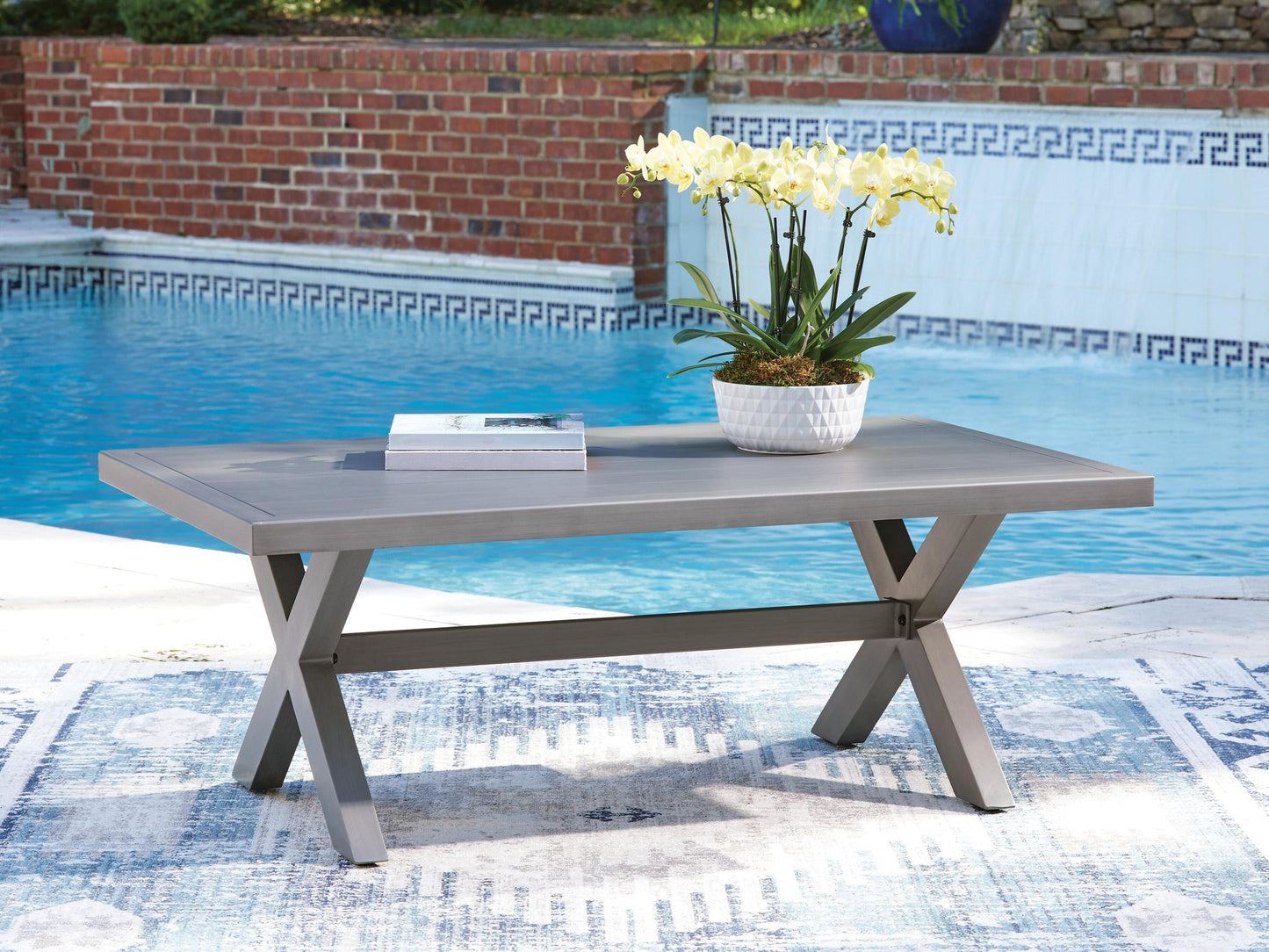 Ashley Express - Dillon Beach Rectangular Cocktail Table
