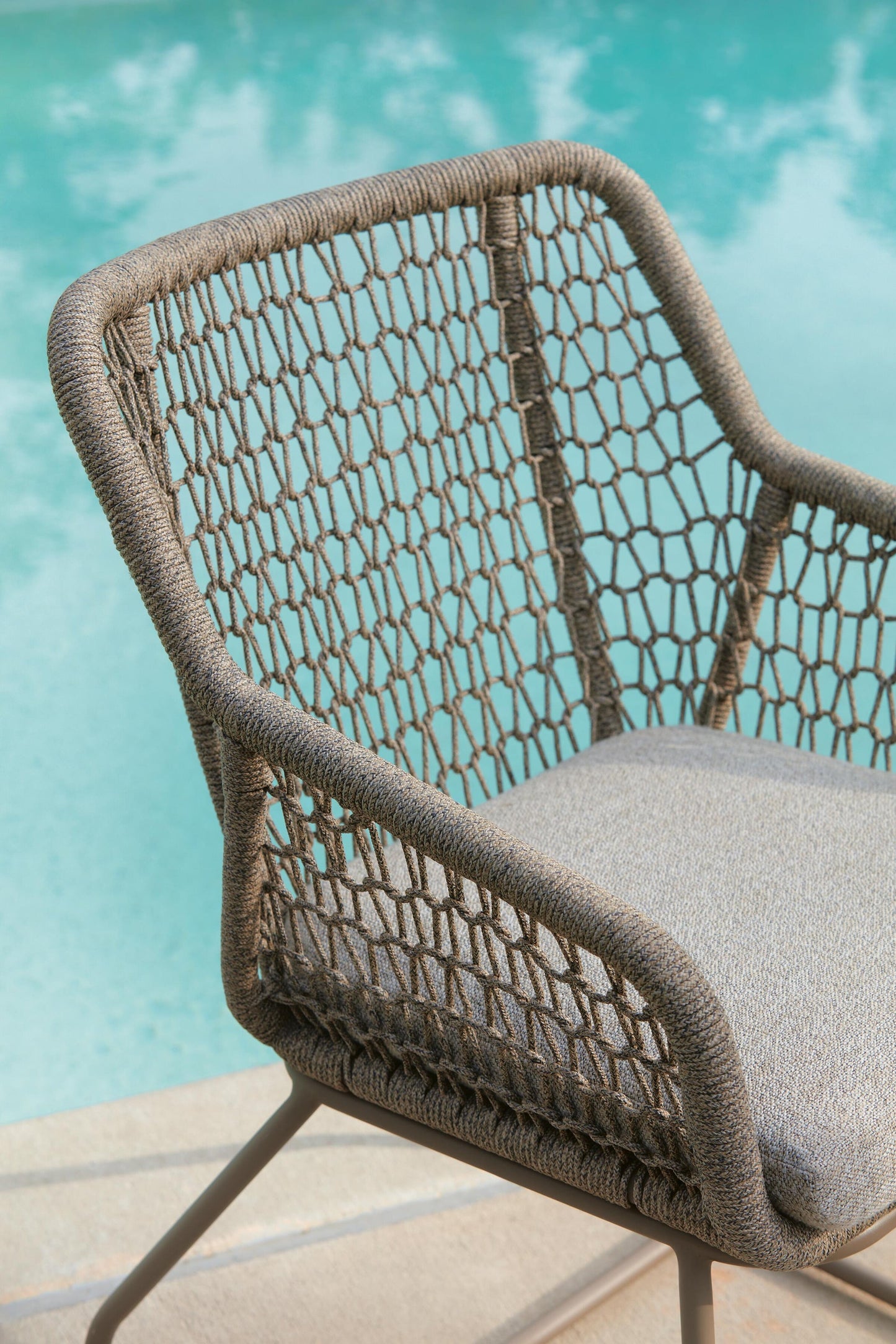 Ashley Express - Monarch Heights Chairs w/CUSH/Table Set (3/CN)