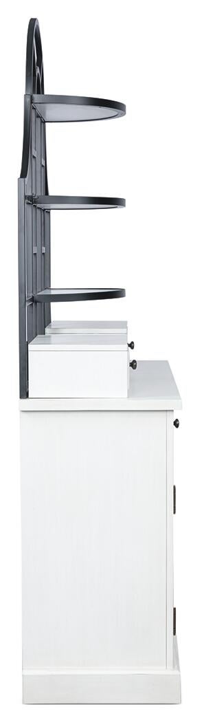 Chadworth Baker's Rack