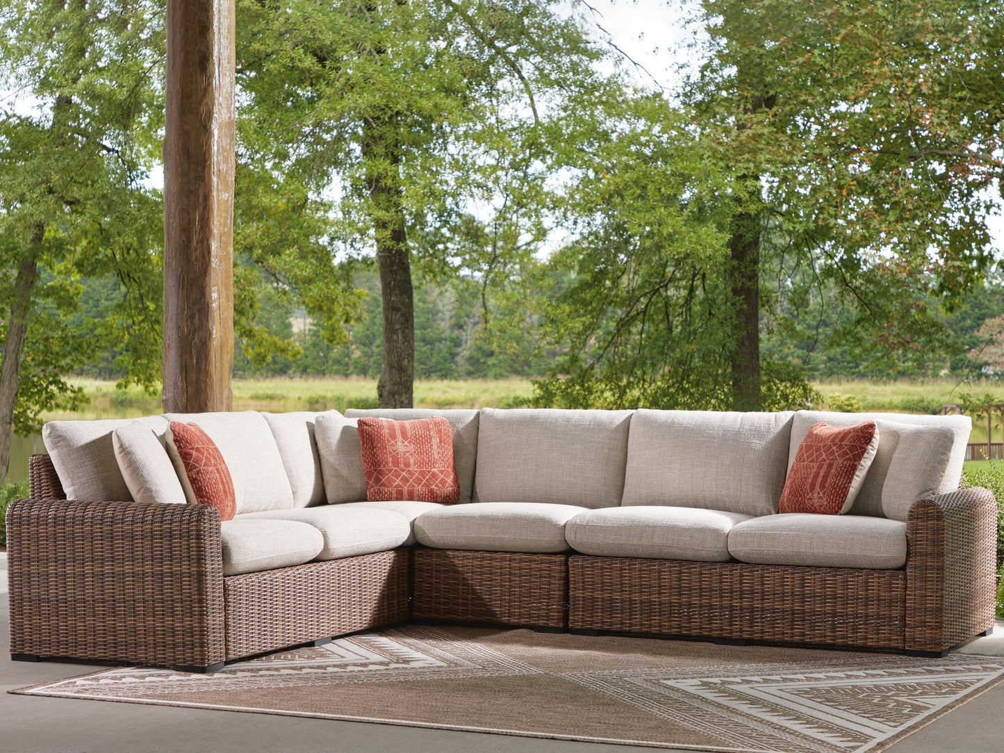 Angel Island 4-Piece Outdoor Sectional