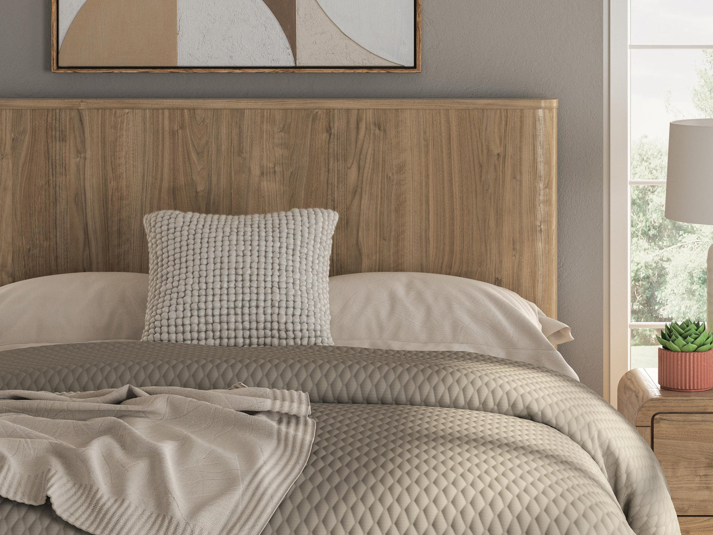 Dovander Queen Panel Bed