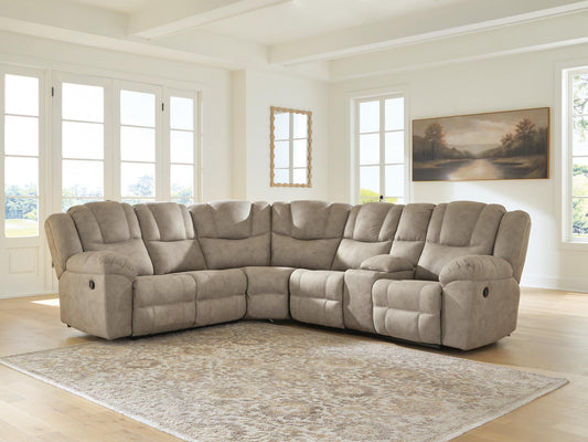 Ravenswaye 3-Piece Reclining Sectional with Console