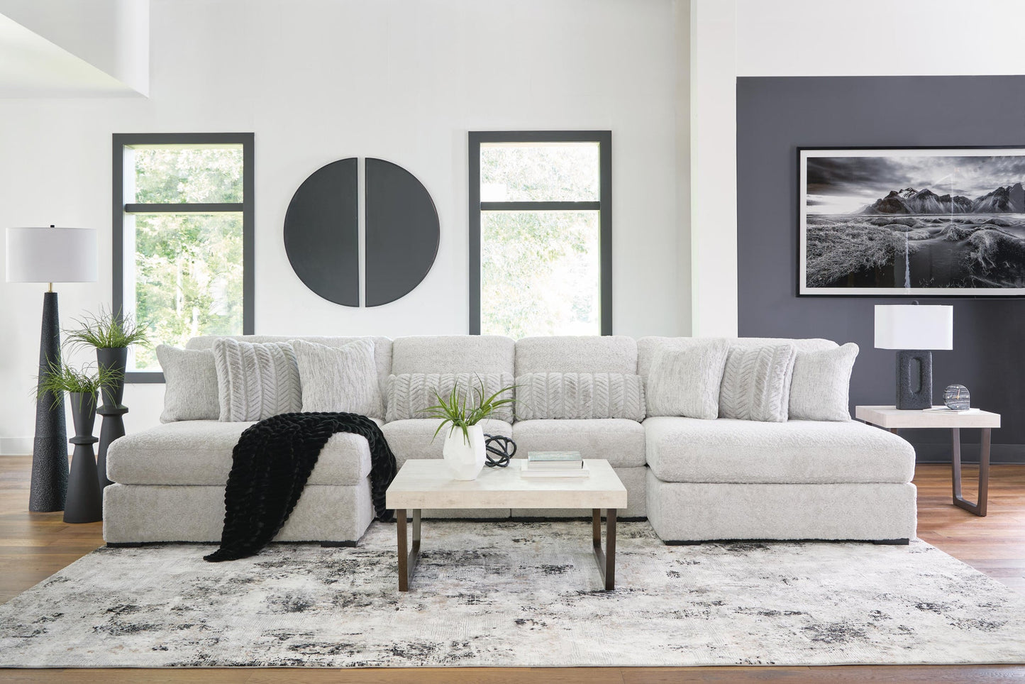 Snodoodle 4-Piece Sectional with Chaise