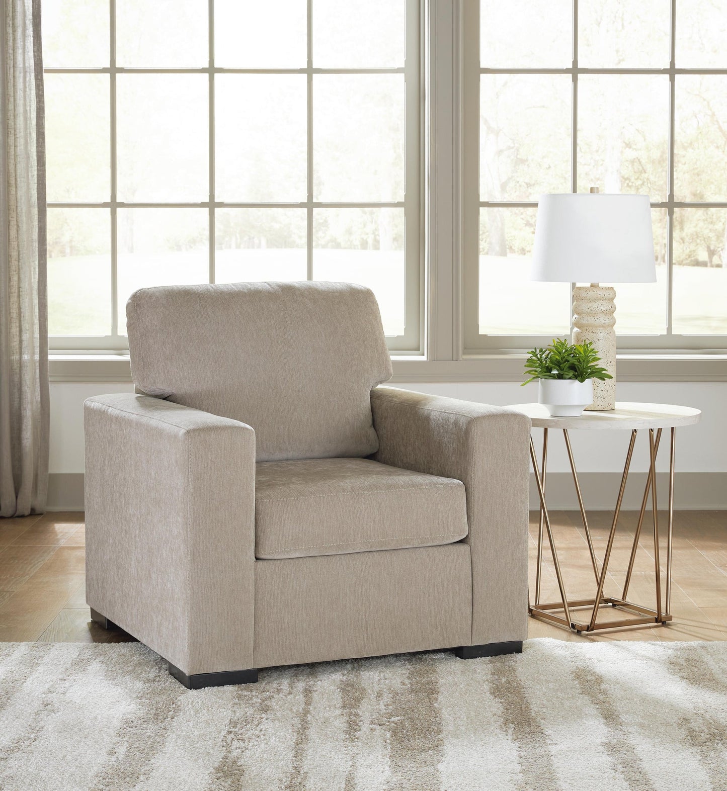 MaKaylen Chair