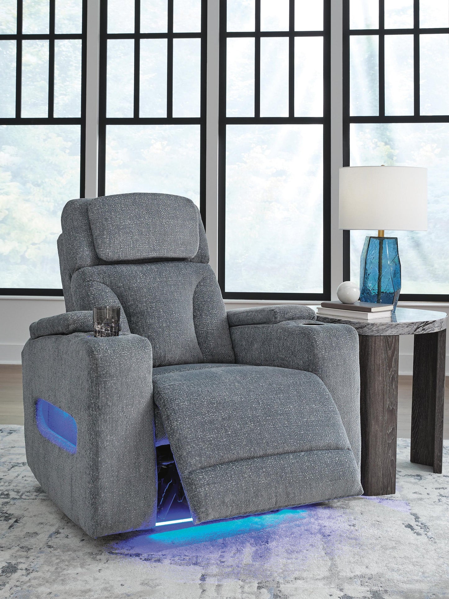 Forest Lake PWR Recliner/ADJ Headrest