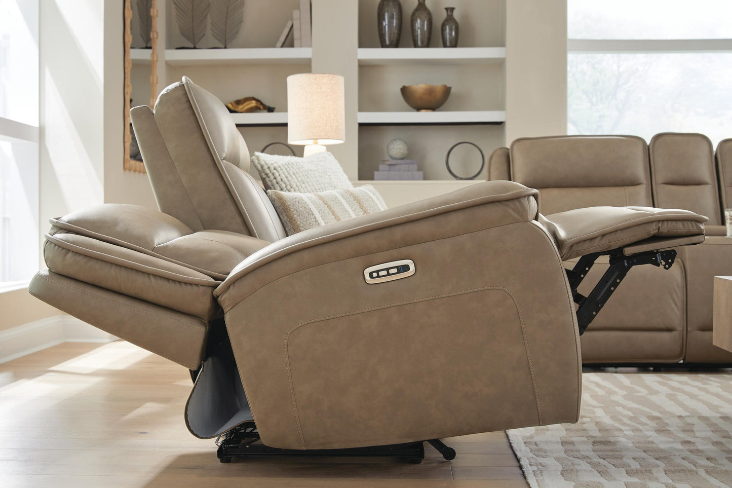 Malcesine PWR REC Sofa with ADJ Headrest