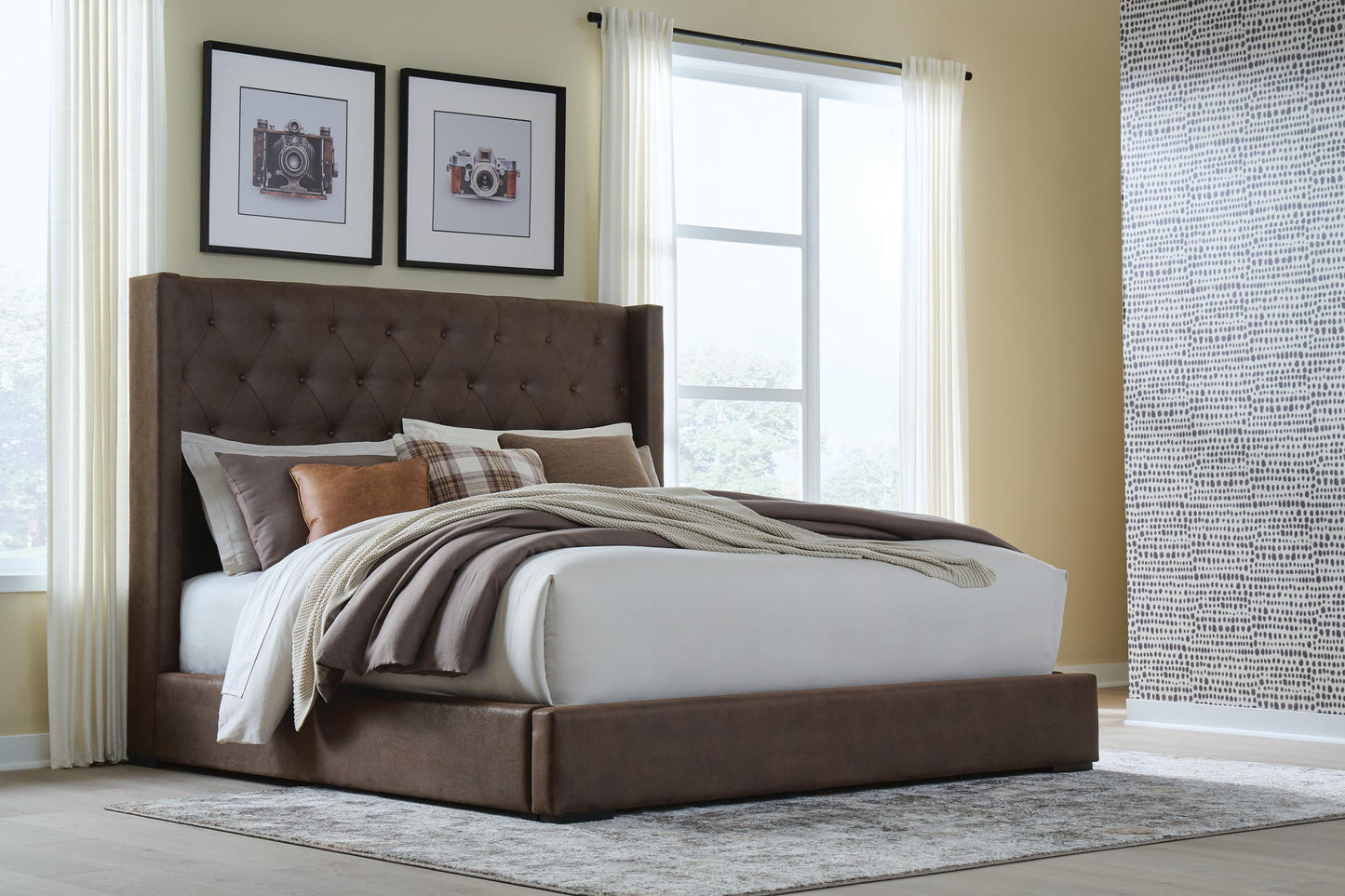 Fremindon King Upholstered Storage Bed