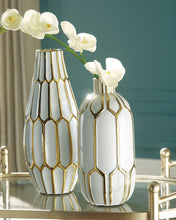 Load image into Gallery viewer, Ashley Express - Mohsen Vase Set (2/CN)
