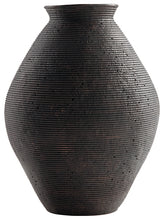 Load image into Gallery viewer, Ashley Express - Hannela Vase
