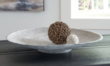 Load image into Gallery viewer, Ashley Express - Moises Bowl
