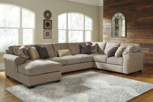 Load image into Gallery viewer, Pantomine 4-Piece Sectional with Ottoman
