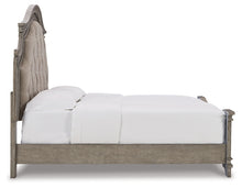 Load image into Gallery viewer, Lodenbay California King Panel Bed with Mirrored Dresser
