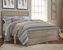 Load image into Gallery viewer, Culverbach Queen Panel Bed with Mirrored Dresser, Chest and 2 Nightstands
