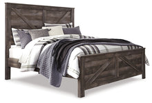 Load image into Gallery viewer, Wynnlow King Crossbuck Panel Bed with Mirrored Dresser, Chest and Nightstand
